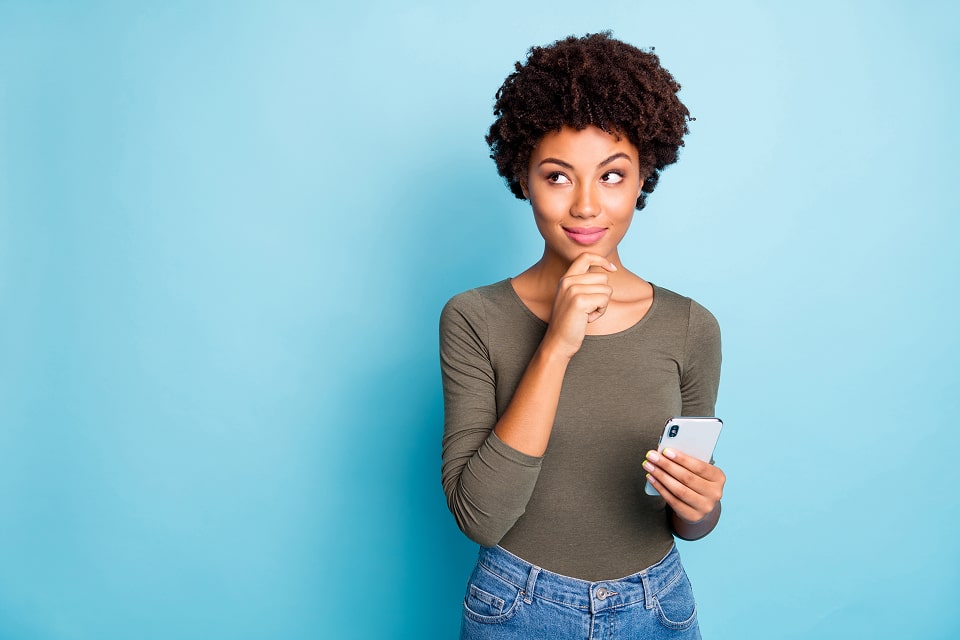 What Is Reverse Phone Lookup? How GladIKnow Helps You Identify Unknown Callers